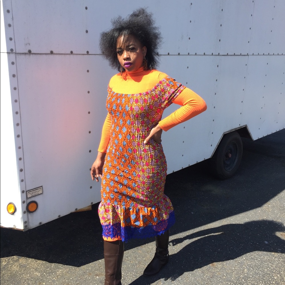 Elastic thread popcorn stitch dress from Africa
